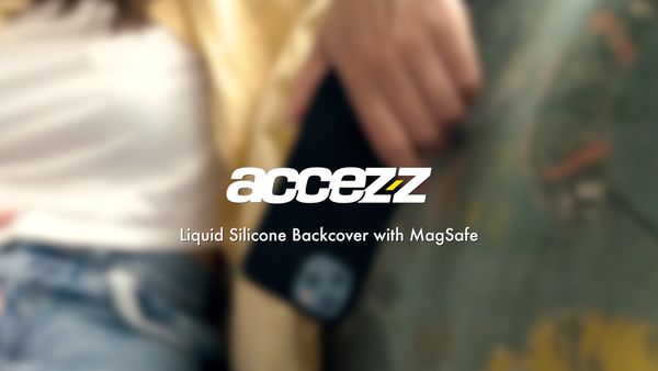 Accezz Coque Liquid Silicone avec MagSafe Apple iPhone 18 Pro / 17 Pro - Cooper Green