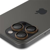 Spigen Optik Pro EZ Fit Lens Protector - Protection d'objectif de caméra (lot de 2) Apple iPhone 17 Pro (Max) / 16 Pro (Max) / 15 Pro (Max) / 14 Pro (Max) - Desert Titanium