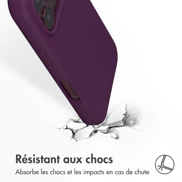 Accezz Coque Liquid Silicone avec MagSafe Apple iPhone 18 Pro / 17 Pro - Dark Cherry