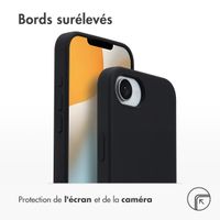 Accezz Coque Liquid Silicone avec MagSafe Apple iPhone 17e / 16e - Noir