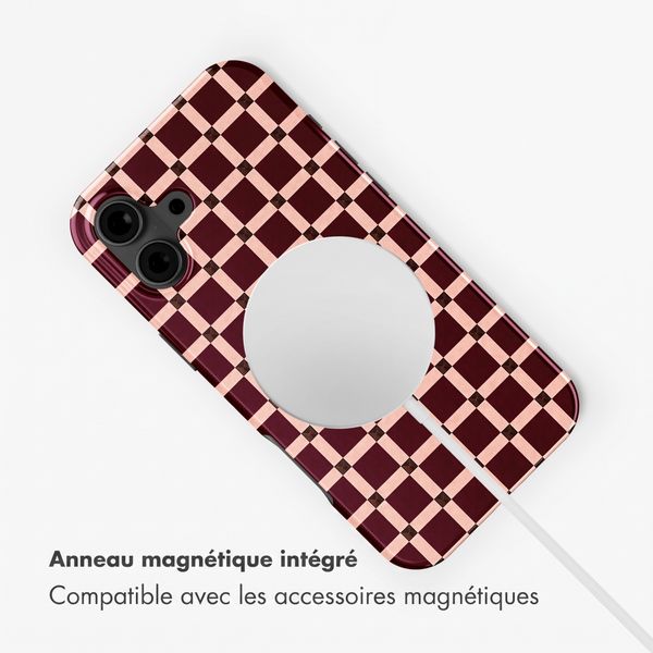 Selencia Coque arrière Vivid avec MagSafe Apple iPhone 16 - Check This Burgundy