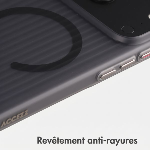 Accezz Coque arrière Lite avec MagSafe | Fluted | Apple iPhone 18 Pro / 17 Pro - Gris