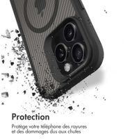 imoshion Rugged Hybrid Carbon Case avec MagSafe Apple iPhone 16 Pro - Noir