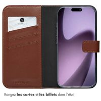 Selencia Étui portefeuille en cuir véritable Apple iPhone 17 - Marron clair