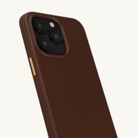 Selencia Coque arrière Rivièra avec MagSafe avec crochets amovibles Apple iPhone 15 Pro Max - Choco Brown