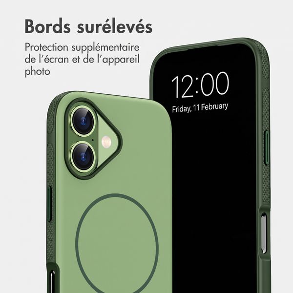 imoshion Coque arrière Color avec Thin MagSafe Ring Apple iPhone 16 - Vert foncé