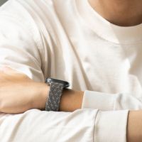 Uniq Bracelet tressé Aspen Designer Edition Apple Watch | 44/45/46/49 mm - Pebble Grey