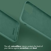 Accezz Coque Liquid Silicone Apple iPhone 13 Pro Max - Vert foncé