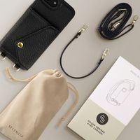 Selencia Coque de télephone Sera avec cordon et porte-cartes enveloppe Apple iPhone 17e / 16e - Noir