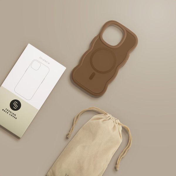 Selencia Coque arrière Wavy avec MagSafe Apple iPhone 14 Pro - Mocha Brown