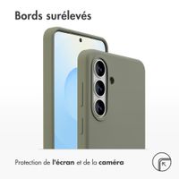 Accezz Coque Liquid Silicone avec MagSafe Samsung Galaxy S26 Plus - Cooper Green