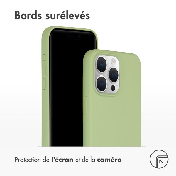Accezz Coque Liquid Silicone avec MagSafe Apple iPhone 15 Pro Max - Vert
