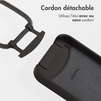 imoshion Coque arrière Color avec cordon amovible et MagSafe Apple iPhone 15 Pro Max - Black Coffee