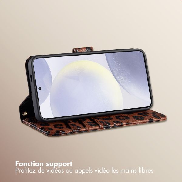 Selencia Étui de télephone portefeuille imprimé léopard Sabi Samsung Galaxy S25 / S24 - Mocha Brown