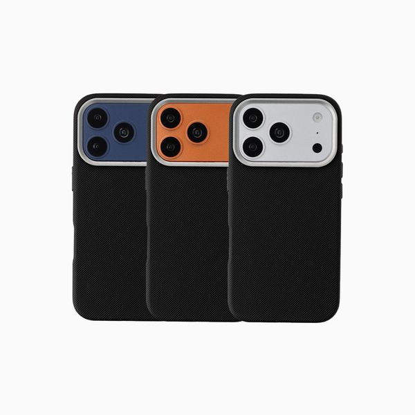 Accezz Coque arrière Mesh avec MagSafe Apple iPhone 17 Pro Max - Noir