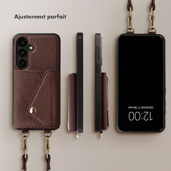 Selencia Coque de télephone Sera avec cordon et porte-cartes enveloppe Samsung Galaxy S25 / S24 - Chocolate Brown