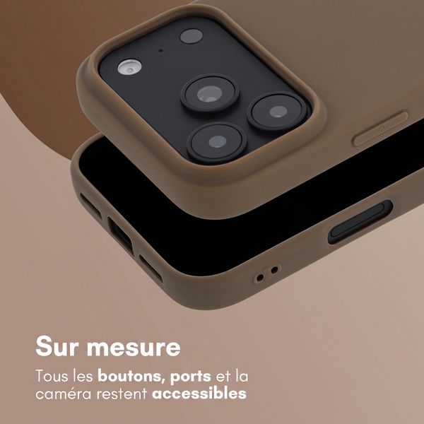 imoshion Coque Couleur Apple iPhone 18 Pro / 17 Pro - Marron