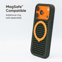Callbuddy Coque avec strap Apple iPhone 17 Pro - Camo Orange