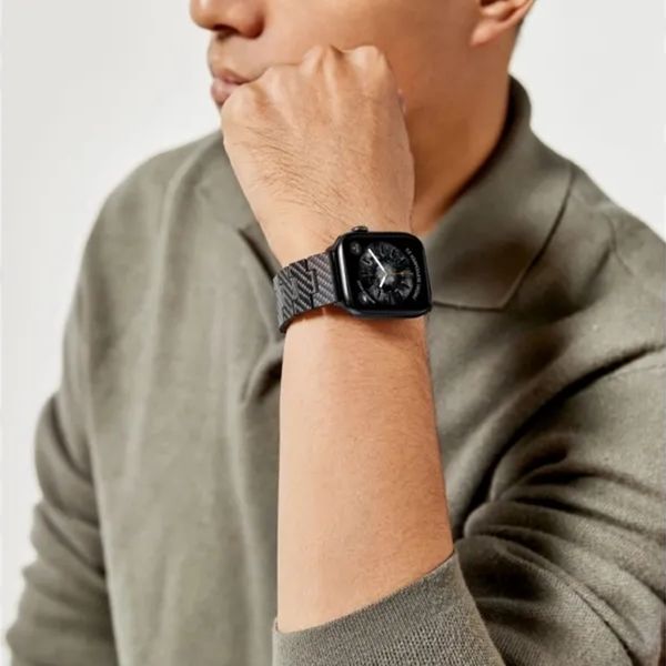 Pitaka Bracelet en fibre de carbone Apple Watch | 44/45/46/49 mm - Modern Carbon Black