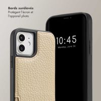 Selencia Coque de télephone Nova avec cordon et porte-cartes Apple iPhone 12 (Pro) - Beige