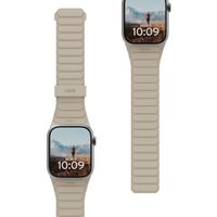 UAG Bracelet Pathfinder réversible en silicone Apple Watch | 44/45/46/49 mm - Dune/Cloud Blue