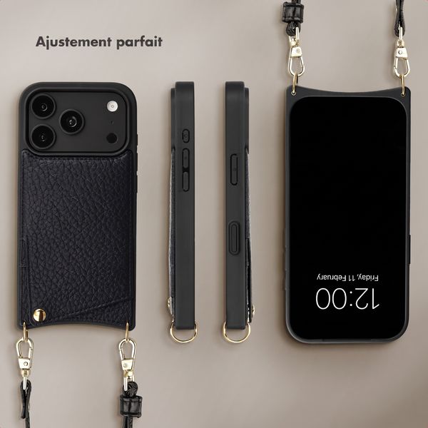 Selencia Coque de télephone Nova avec cordon et porte-cartes Apple iPhone 18 Pro / 17 Pro - Noir