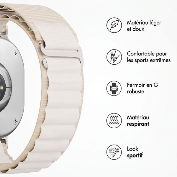 Accezz Bracelet en nylon Alpine Samsung Galaxy Watch 9 (40/44mm) / Watch 8 (40/44mm) / Classic (46mm) - Lumière stellaire