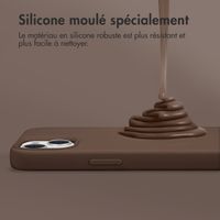 Accezz Coque Liquid Silicone avec MagSafe Apple iPhone 14 / 13 - New Tea Brown