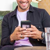 Accezz Étui de téléphone Slim Folio en cuir de qualité supérieure Apple iPhone 13 - Vert