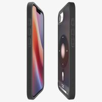 Spigen Coque Ultra Hybrid MagSafe Apple iPhone 17e / 16e - Noir