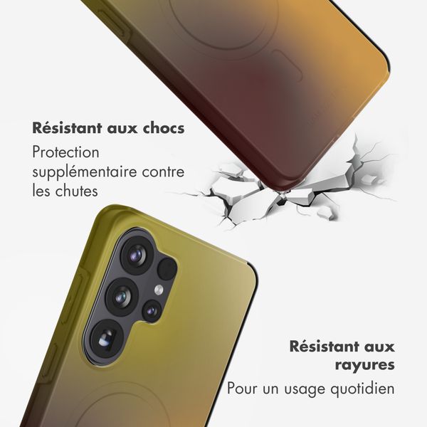 Selencia Coque arrière Vivid avec MagSafe Samsung Galaxy S26 Ultra - Gradient Olive Dust