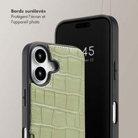 Selencia Coque de télephone Nova Croco avec cordon et porte-cartes Apple iPhone 16 - Sage Green