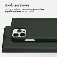 Accezz Étui de télephone Slim Folio en cuir de qualité supérieure Apple iPhone 12 (Pro) - Vert