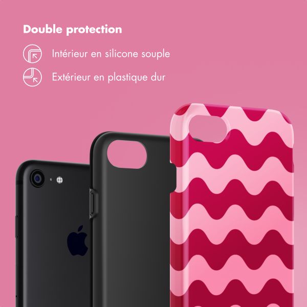 Selencia Coque arrière Vivid Apple iPhone SE (2022 / 2020) / 8 / 7 / 6(s) - Wave Vibes Lipstick