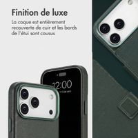 Accezz Étui de télephone portefeuille en cuir 2-en-1 avec MagSafe Apple iPhone 18 Pro Max / 17 Pro Max - Cedar Green