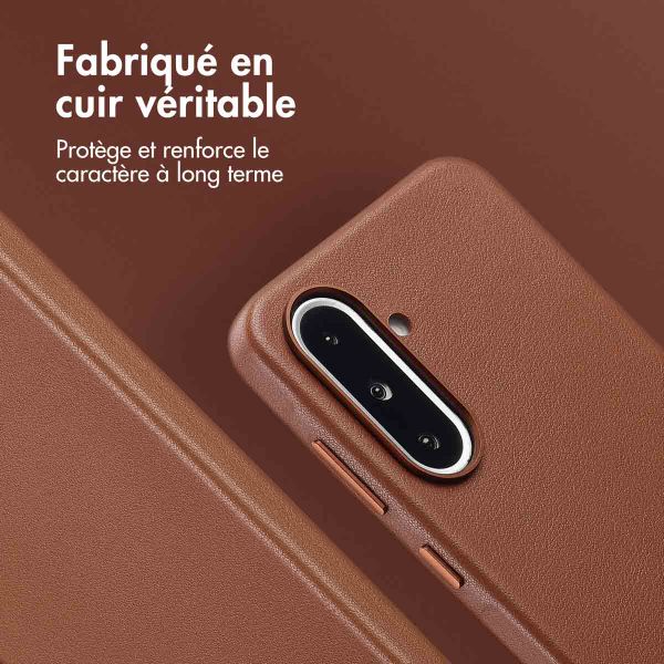 Accezz Coque arrière en cuir avec MagSafe Samsung Galaxy A36 / A56 - Sienna Brown