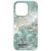 iDeal of Sweden Coque Fashion Apple iPhone 16 Pro - Azura Marble