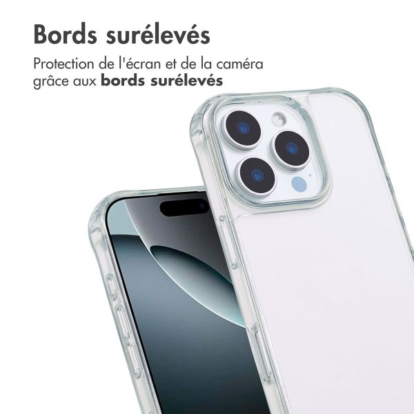 imoshion Coque avec dragonne + bracelet Apple iPhone 16 Pro - Perles Cœurs