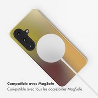 Selencia Coque arrière Vivid avec MagSafe Samsung Galaxy S26 - Gradient Olive Dust