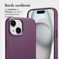 Accezz Étui de télephone portefeuille en cuir 2-en-1 avec MagSafe Apple iPhone 15 - Heath Purple