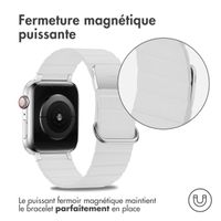 imoshion Bracelet en cuir magnétique Apple Watch | 38/40/41/42 mm - Blanc
