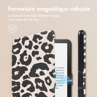 imoshion Design Slim Hard Case Sleepcover Amazon Kindle Paperwhite (2024) / Paperwhite Signature Edition (2024) / Colorsoft (2024) / Colorsoft Signature Edition (2024) - Leopard