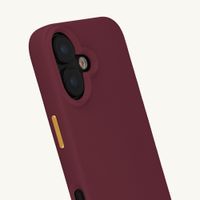 Selencia Coque arrière Rivièra avec MagSafe avec crochets amovibles Apple iPhone 16 - Bold Burgundy