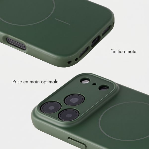 Accezz Coque Grip avec MagSafe Apple iPhone 18 Pro / 17 Pro - Vert foncé
