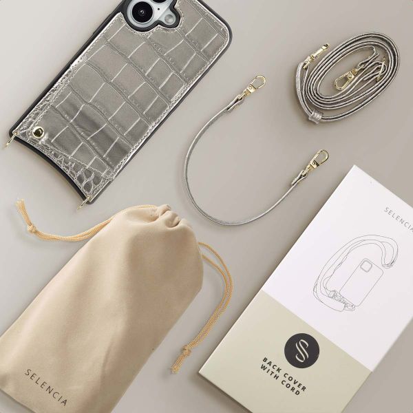 Selencia Coque de télephone Nova Croco avec cordon et porte-cartes Apple iPhone 16 - Argent