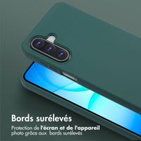 Selencia Coque silicone avec cordon amovible Samsung Galaxy A17 (5G) / (4G) - Vert foncé