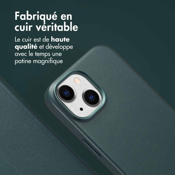 Accezz Étui de télephone portefeuille en cuir 2-en-1 avec MagSafe Apple iPhone 15 - Cedar Green