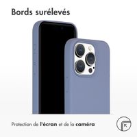 Accezz Coque Liquid Silicone Apple iPhone 15 Pro - Lavender Gray