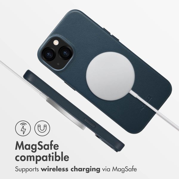Accezz Coque arrière en cuir avec MagSafe Apple iPhone 13 - Nightfall Blue