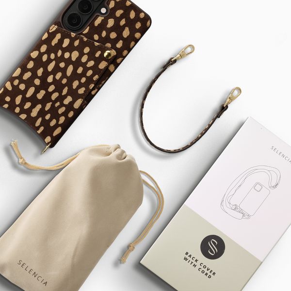 Selencia Nova coque arrière en cuir véritable avec porte-cartes Samsung Galaxy S26 - Fawn Chic